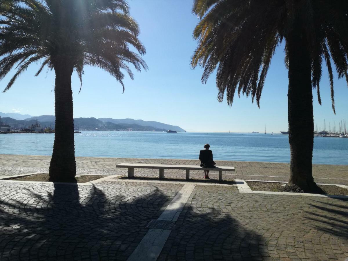 Ferienwohnung La Pietra Del Golfo La Spezia Exterior foto