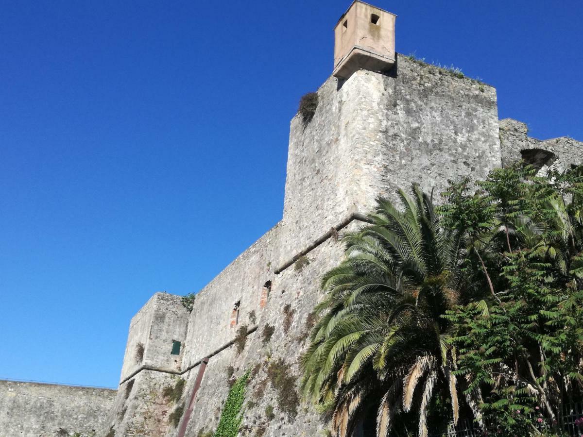 Ferienwohnung La Pietra Del Golfo La Spezia Exterior foto